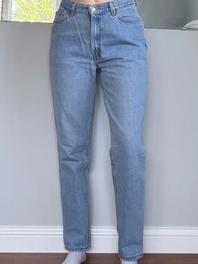 Vintage Levi’s 512 Slim Fit Tapered Leg Jeans